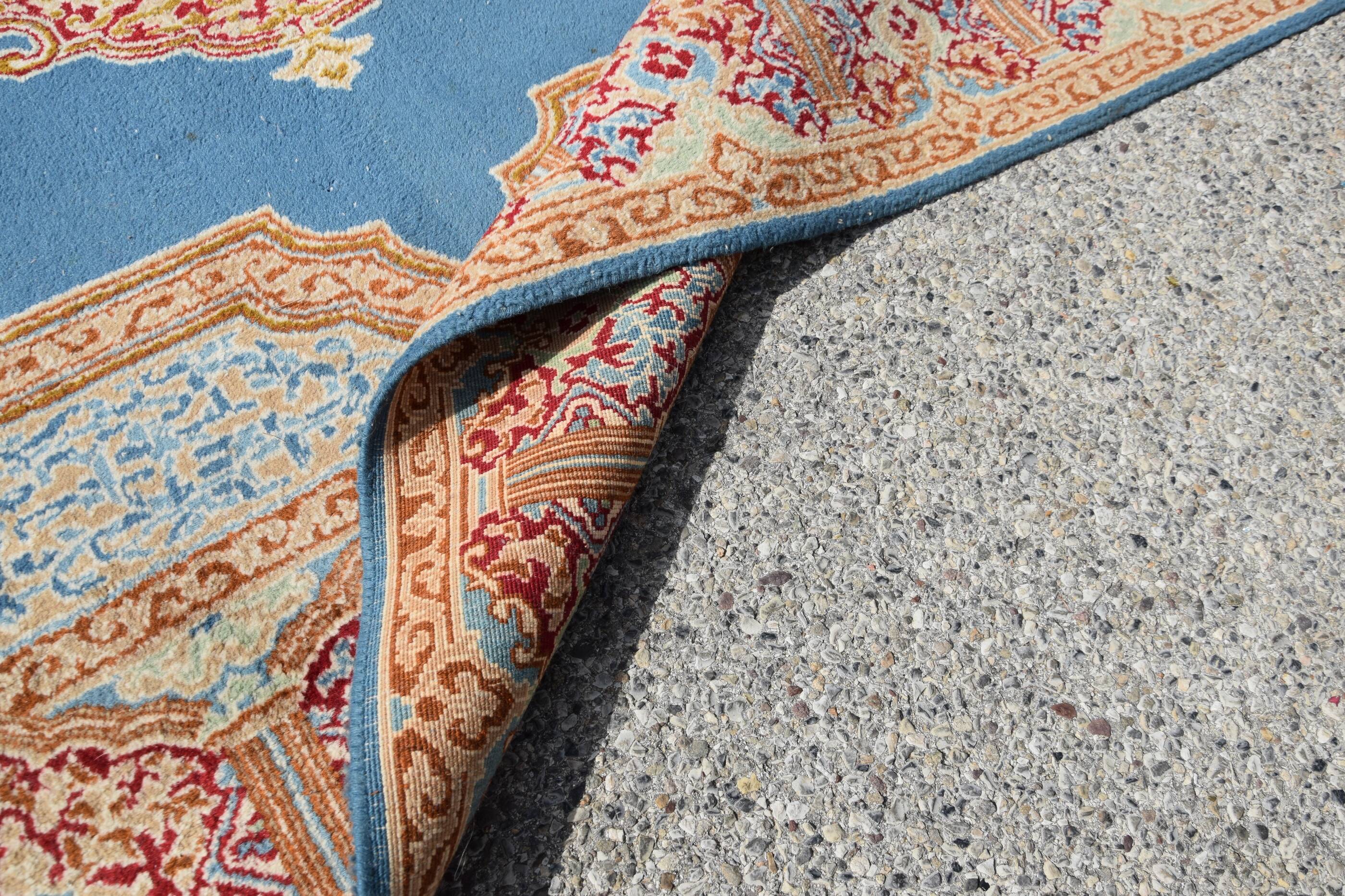 Oriental Persian Iran Kirman rug: 1.84 x 2.86 meters