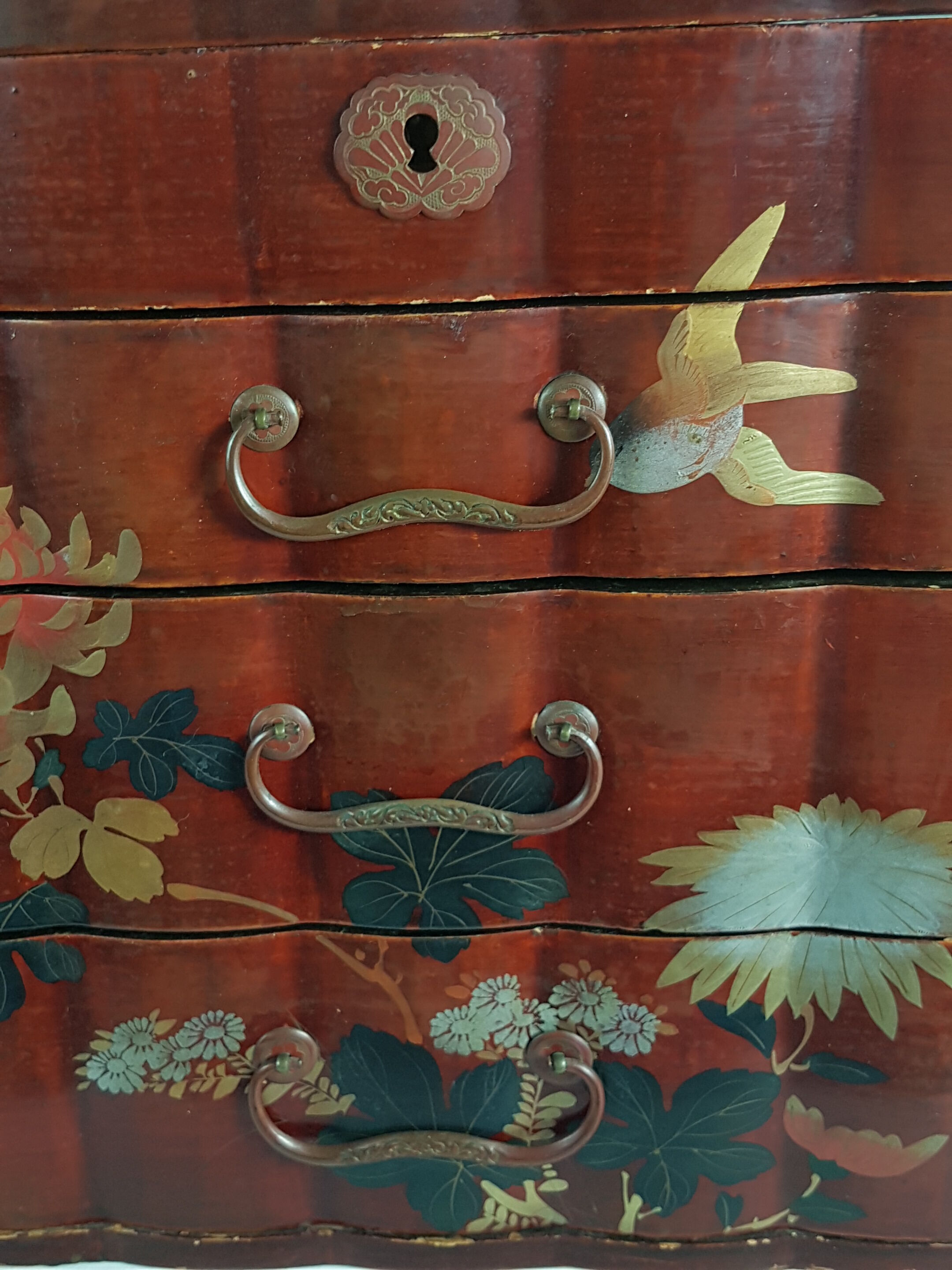 Sewing box or lacquered wood storage Japan early XX