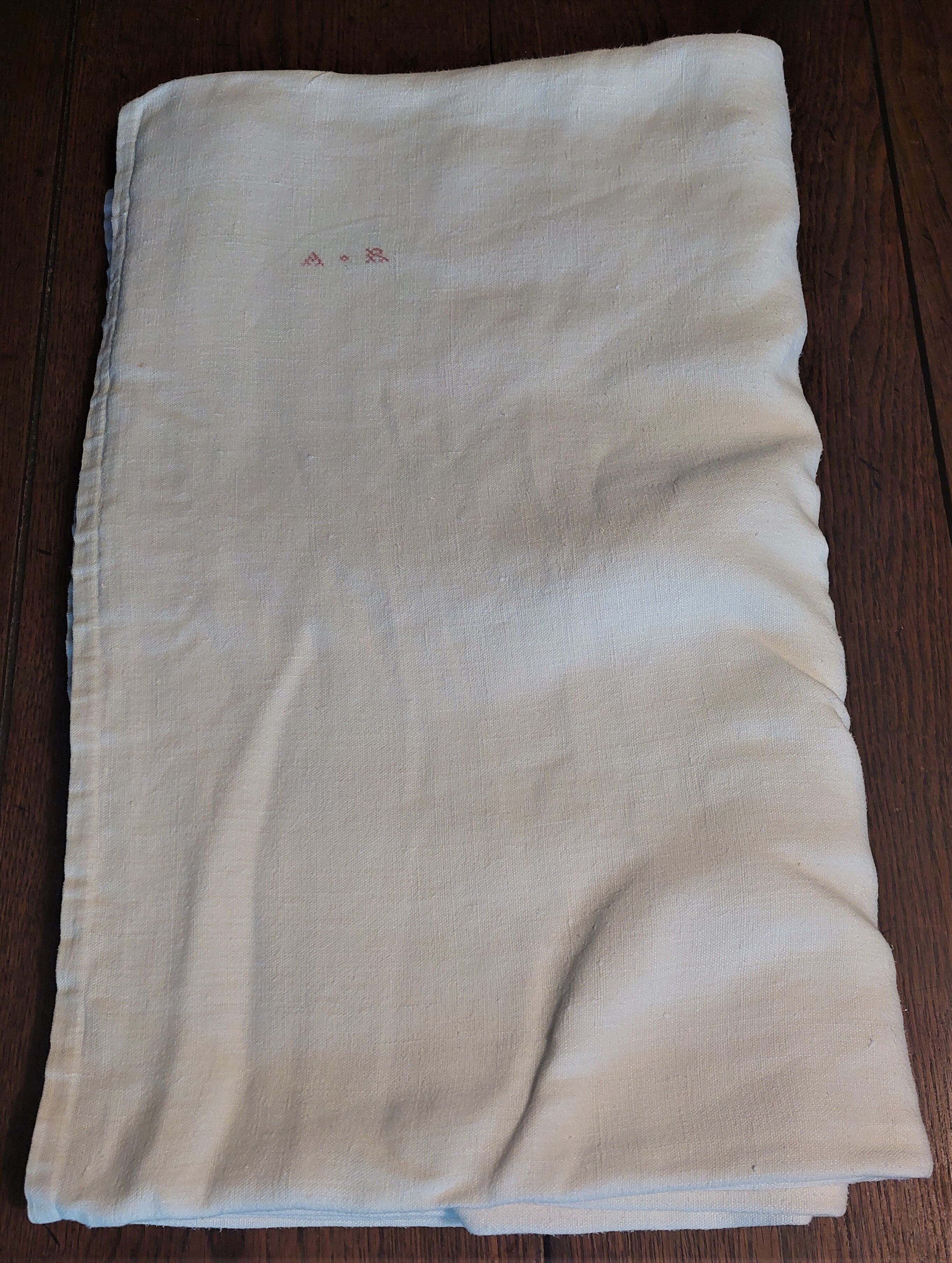 Old hemp sheet monogram AR 225 x 280 cm