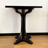 Square table