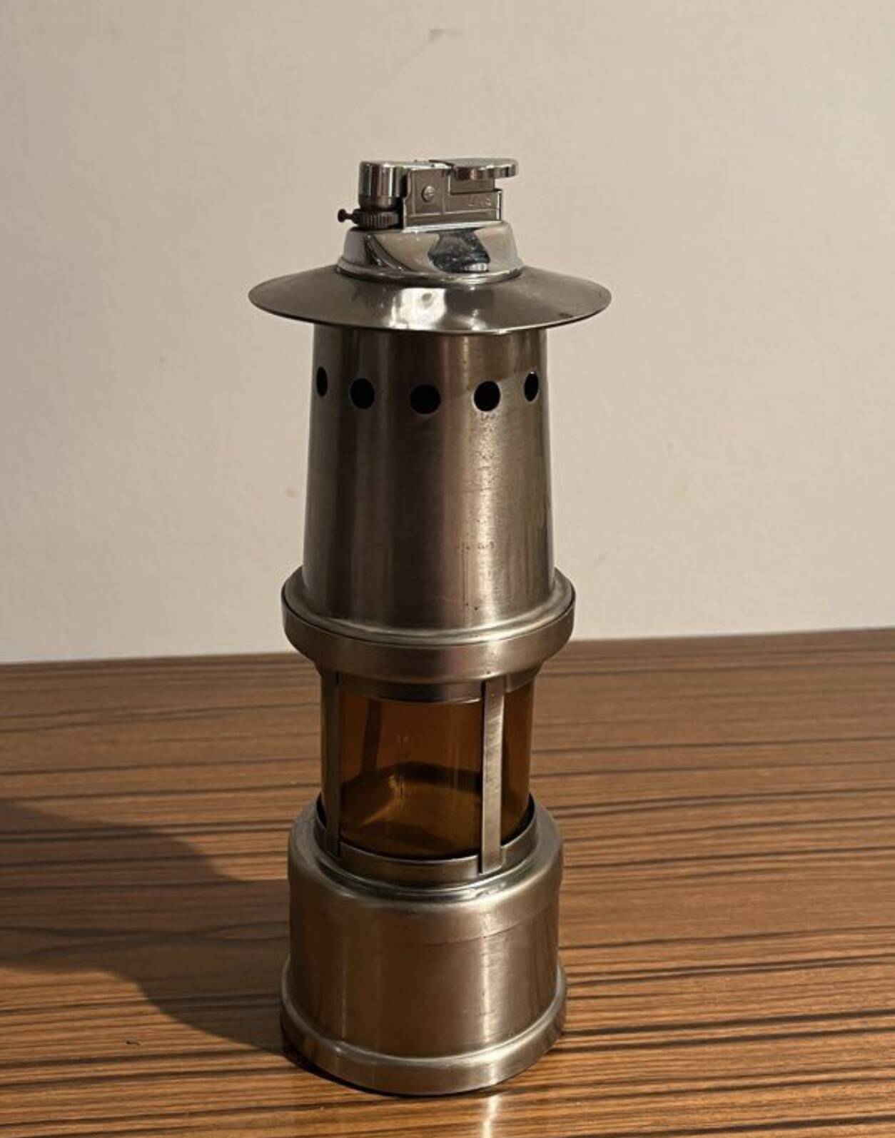 Vintage 60s/70s smoker's table lighter set