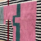 Traditional handwoven Berber rug, size 145 x 255 cm