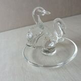 Ancien baguier en cristal, décor couple de cygnes, de Lalique