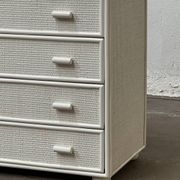 Commode en rotin blanc