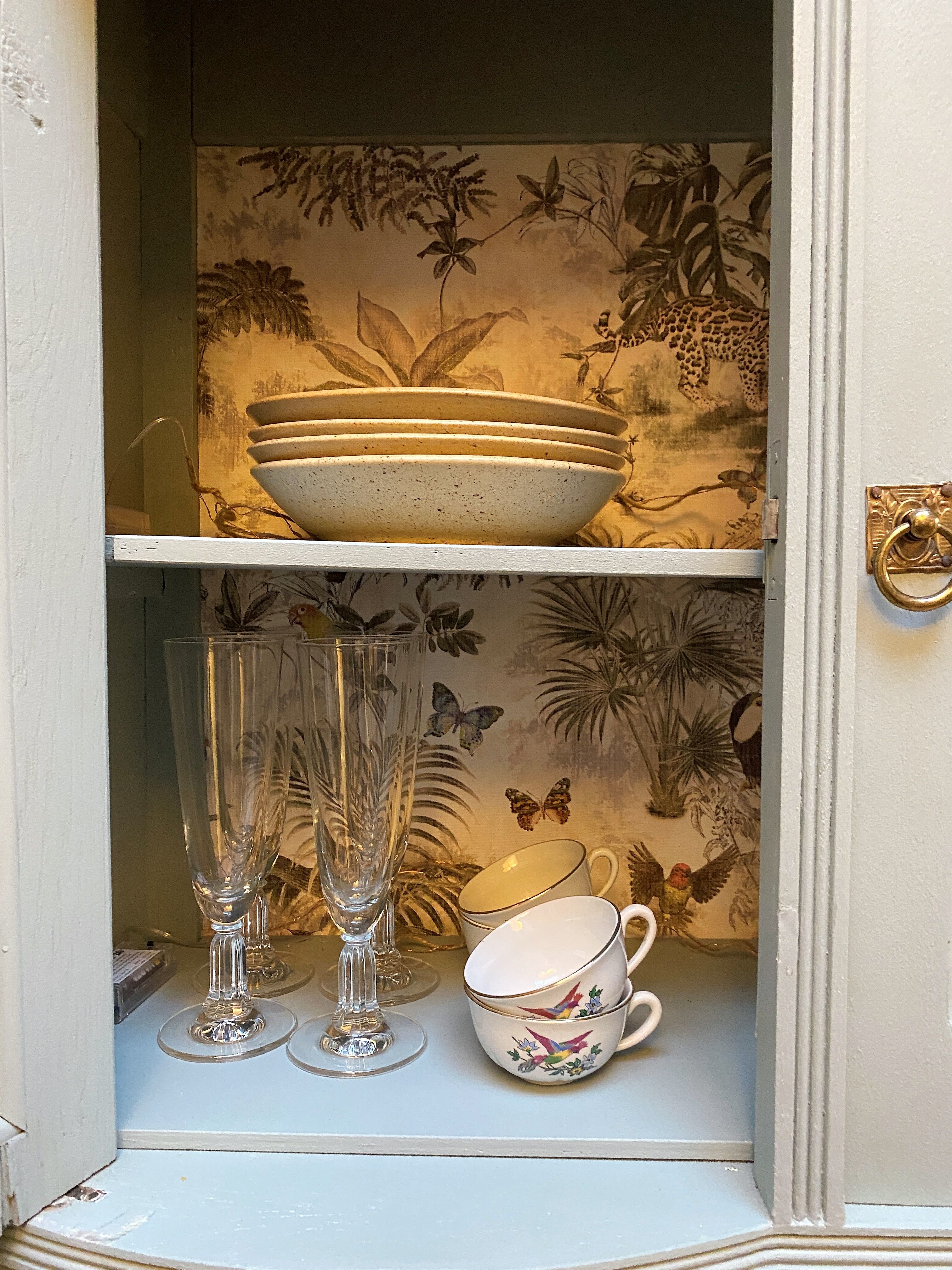 Two-body buffet cupboard