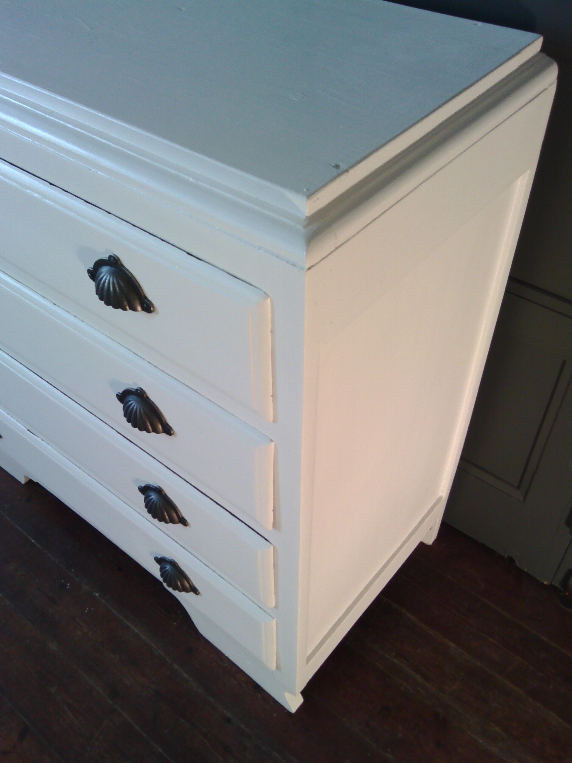 Art Deco 1930 chest of drawers