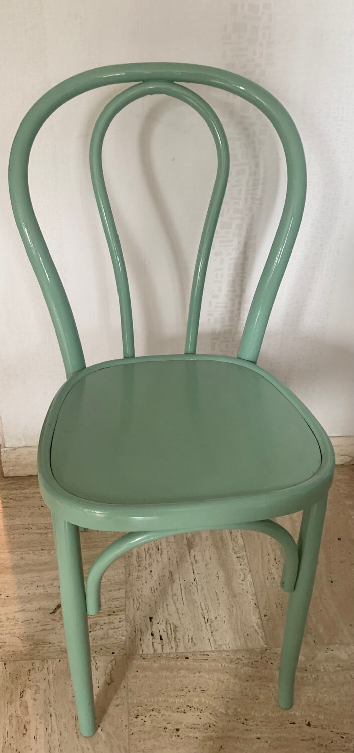 Green bistro chair