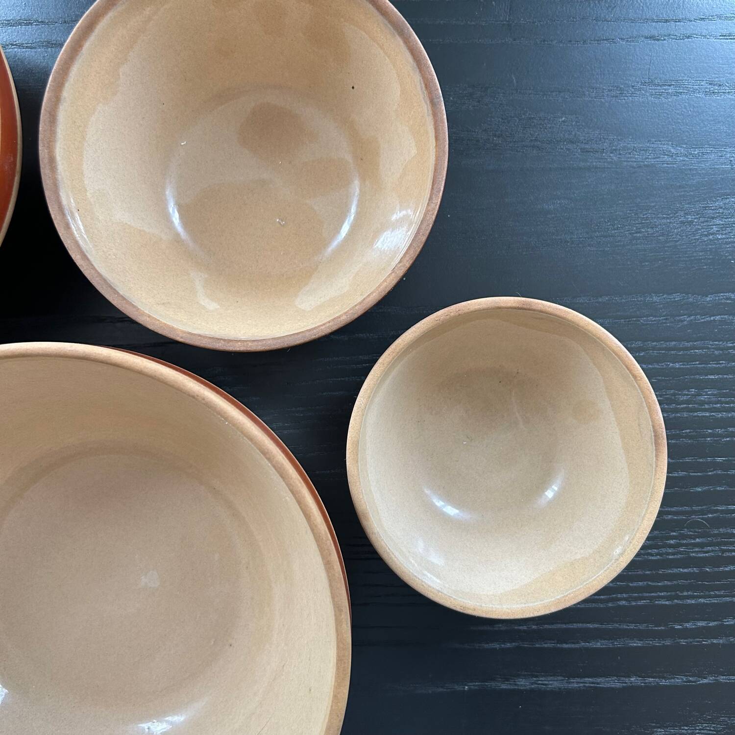 Series of 4 Gien sandstone bowls