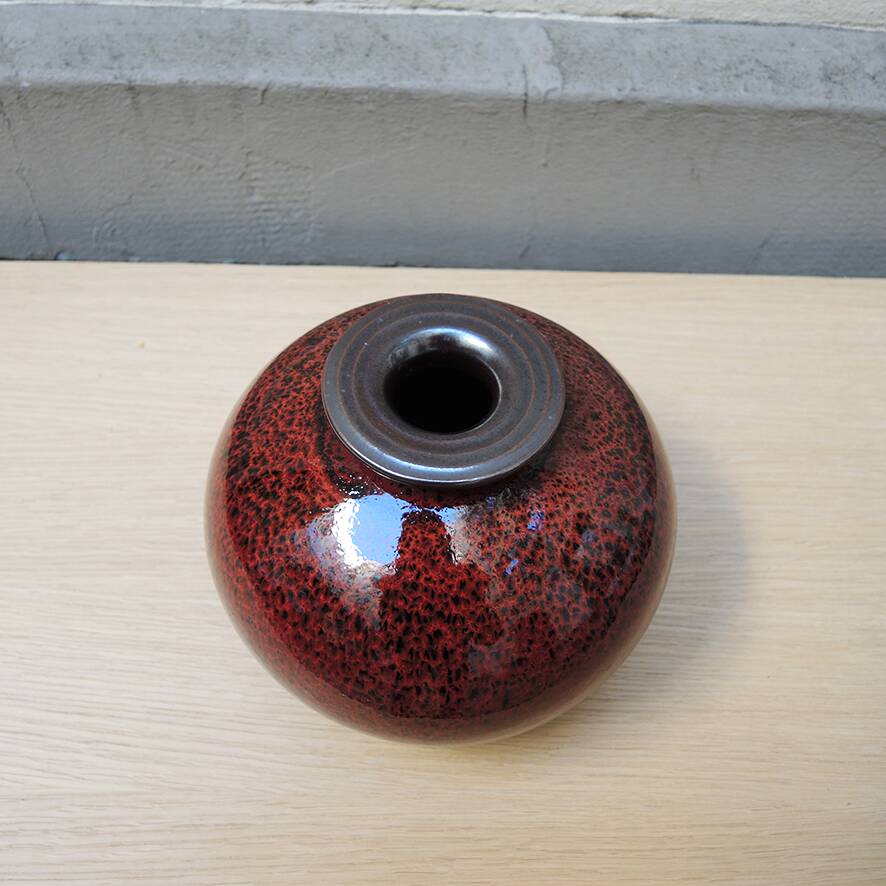 Ancien Vase Boule Signé en Céramique Finition Laqué