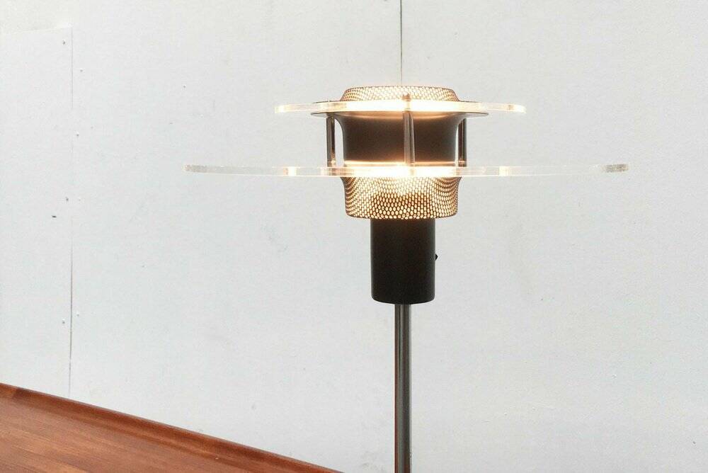 Cirkel table lamp, postmodern, from Ikea, 1980s.