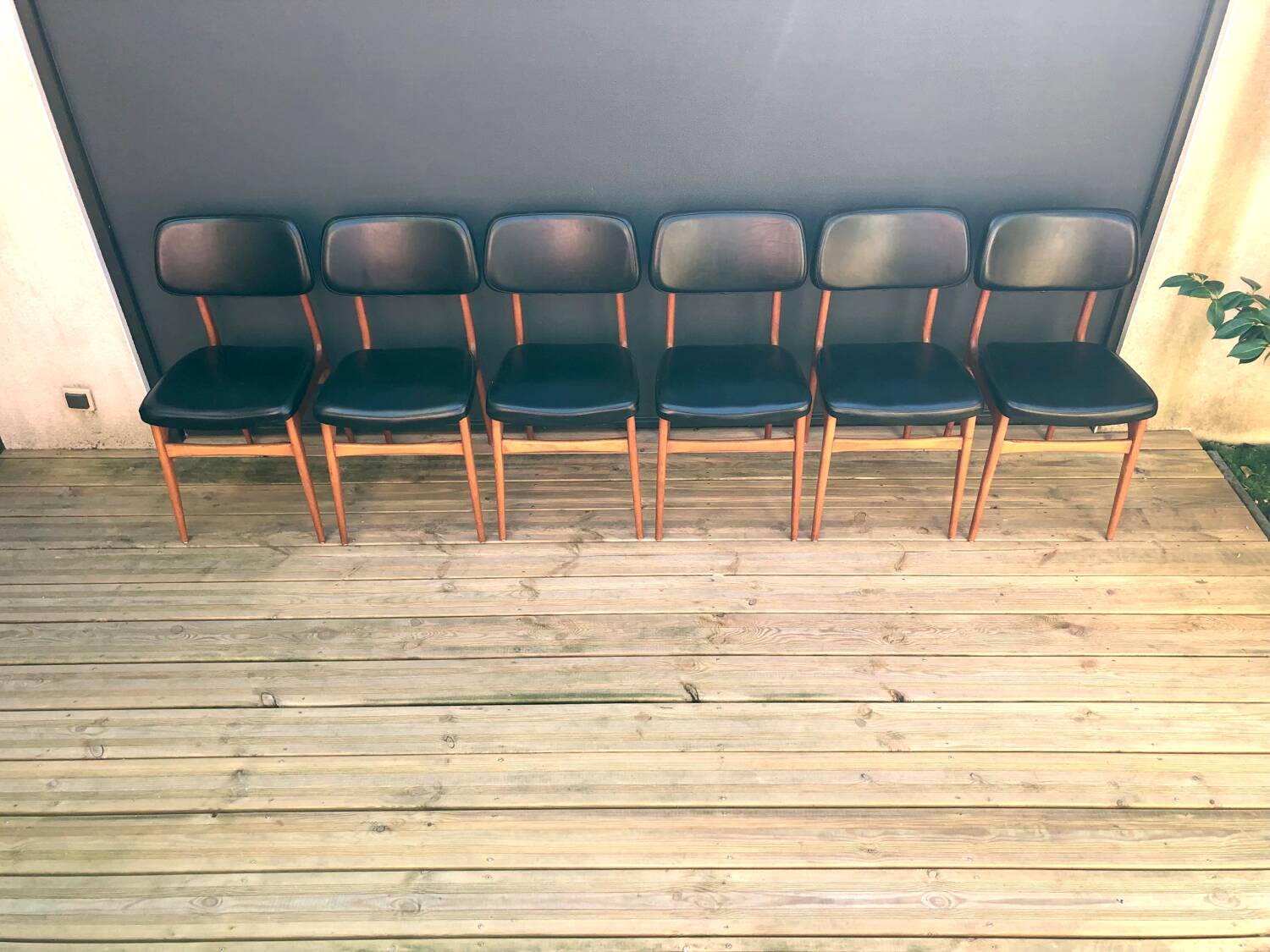 Set of Scandinavian chairs