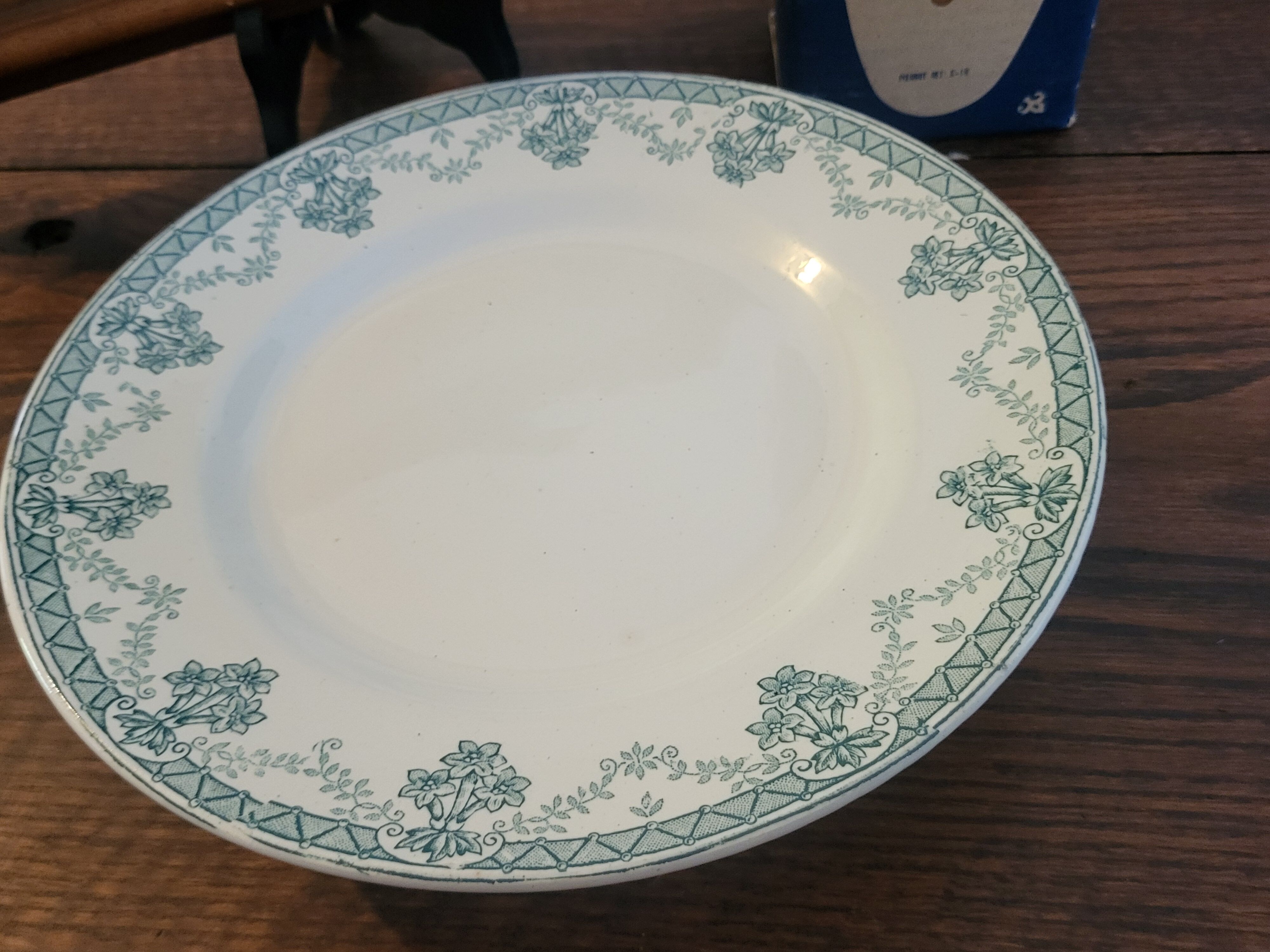 Antique cake stand Saint Amand Model Cahors