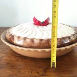 Barbotine pie dish