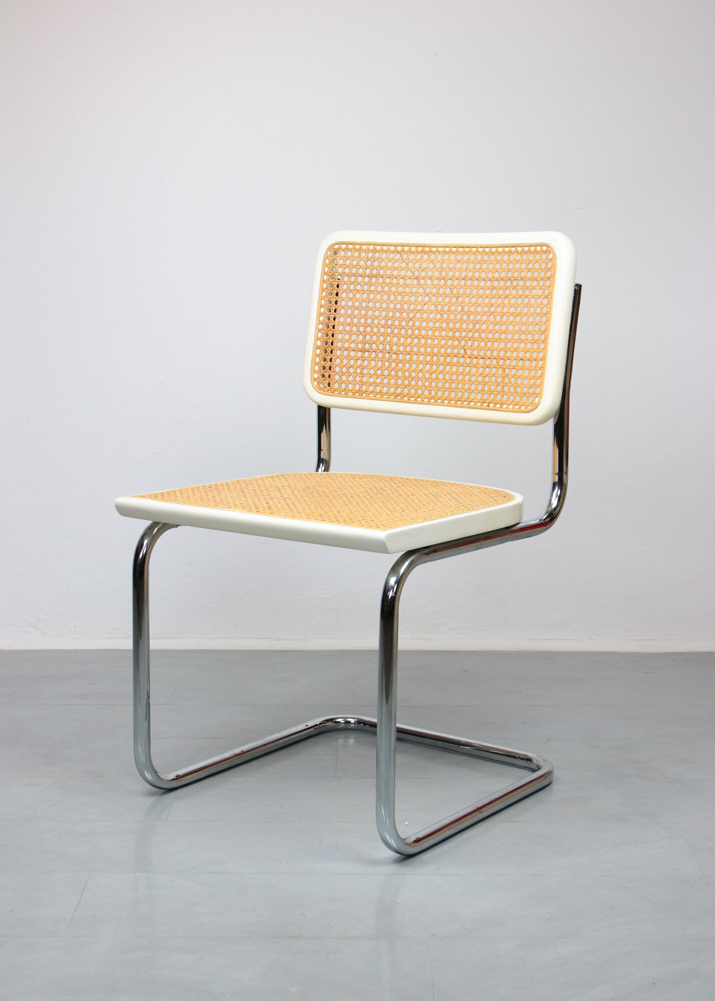 Pair of s32 tubular chairs by Marcel Breuer, 1960