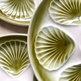 Set of 10 Moulin de Loups oyster plates