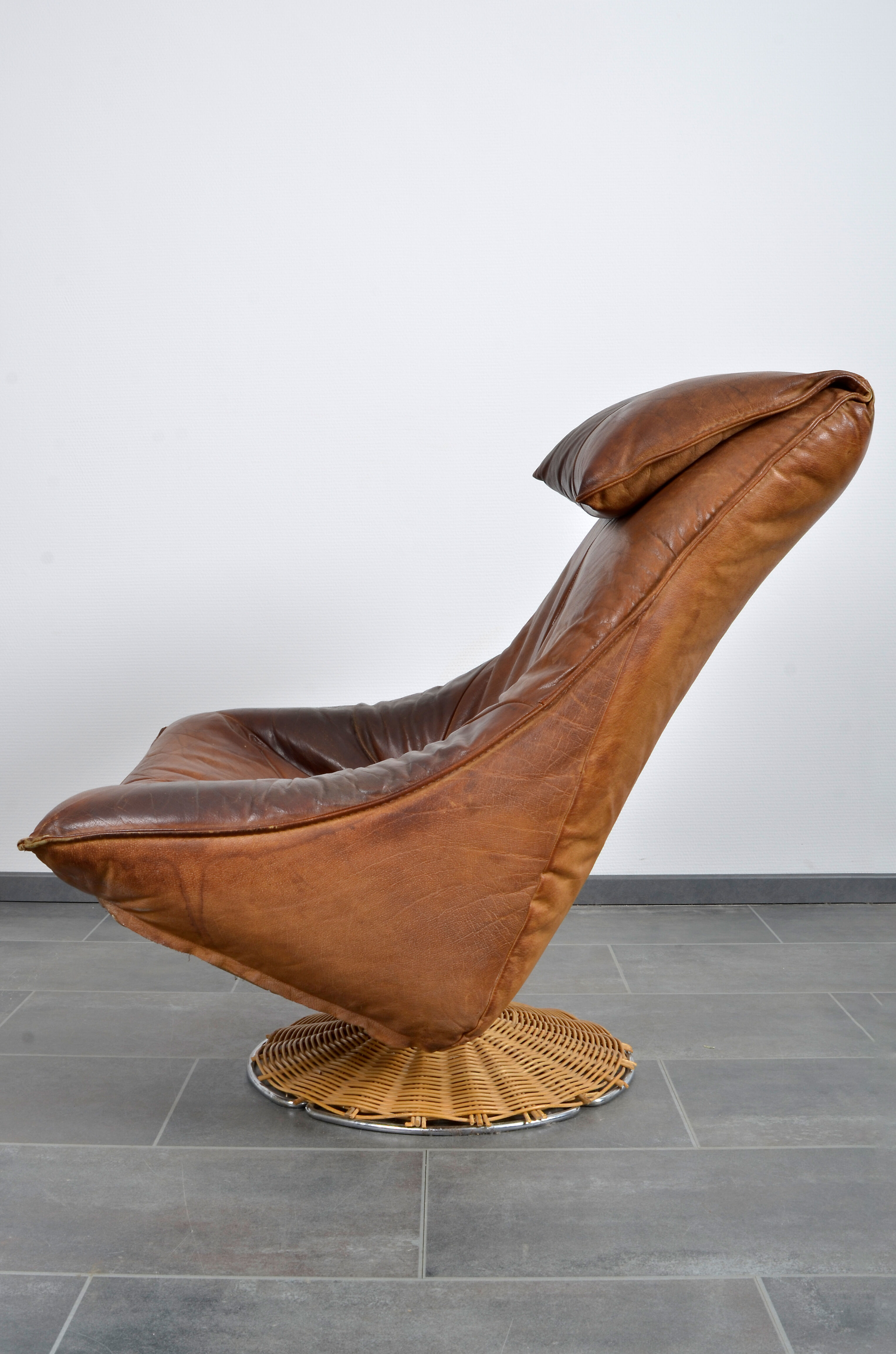 Delantra swivel chair by Gerard van den Berg for Montis