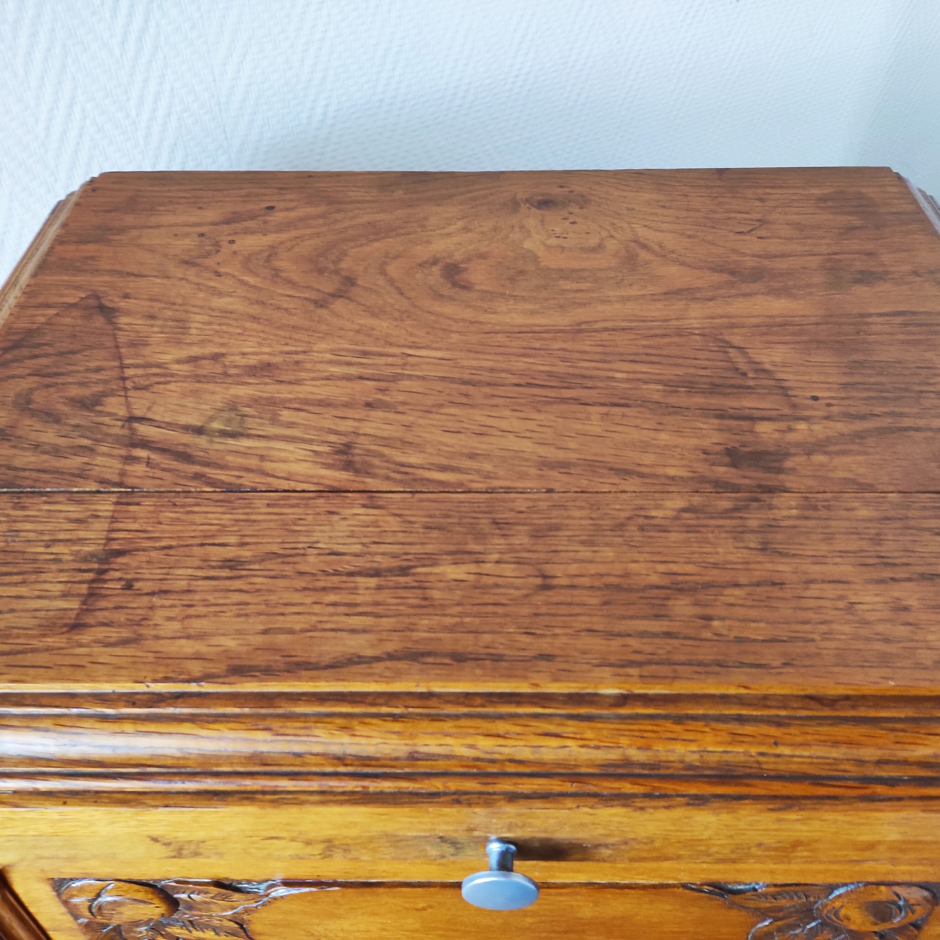 Art Deco oak chest of drawers