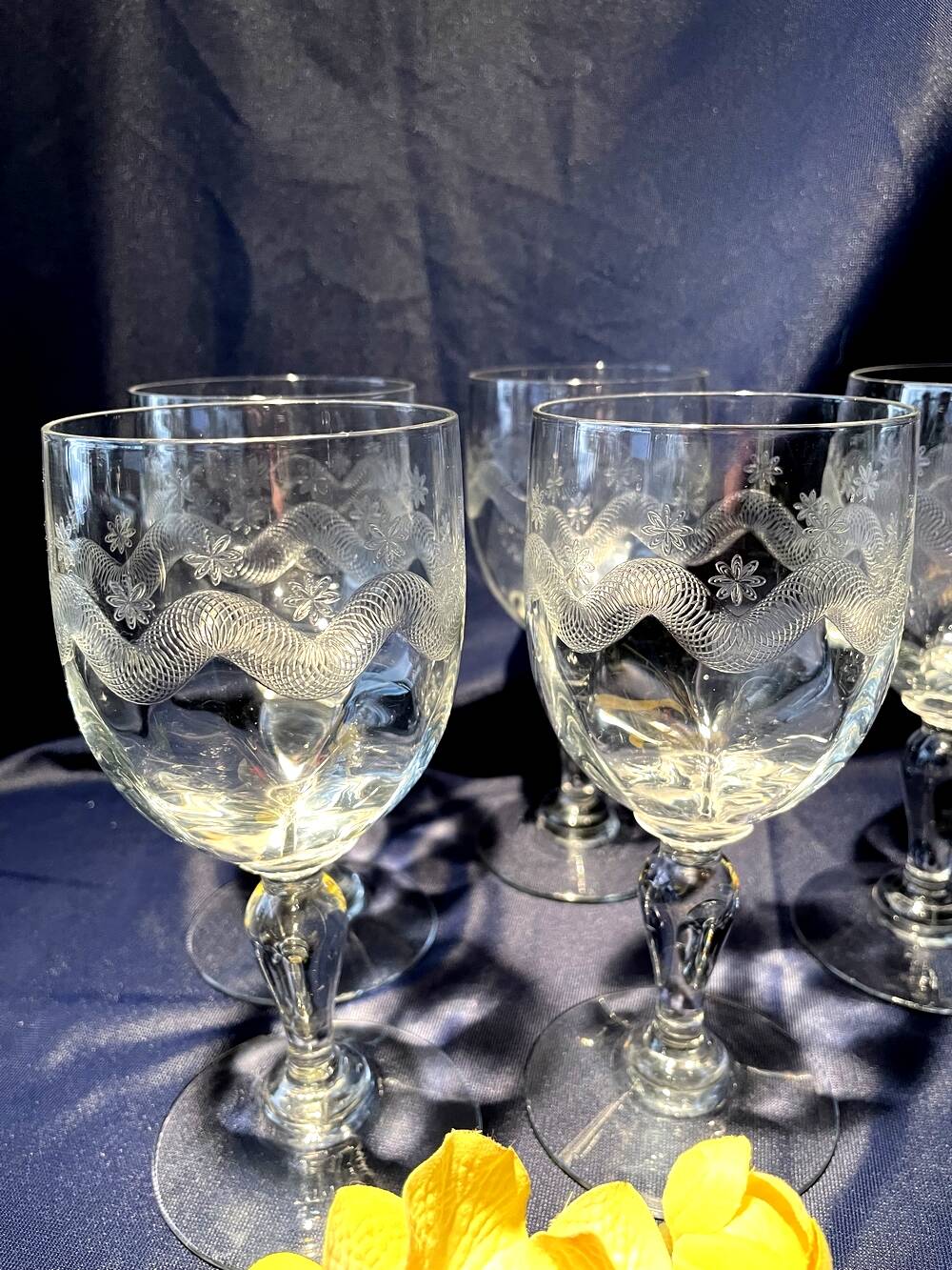 Set of 6 water glasses in engraved glass vierzon emma model
