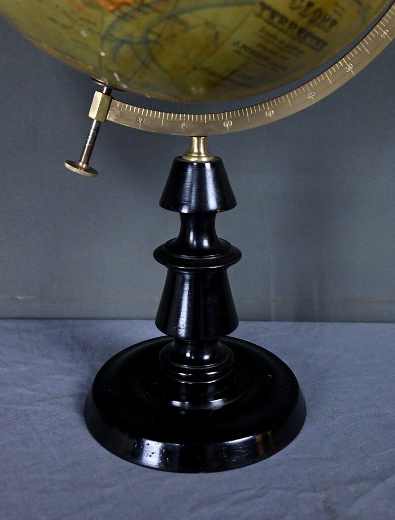 Terrestrial globe signed J. Forest – Late 19th century