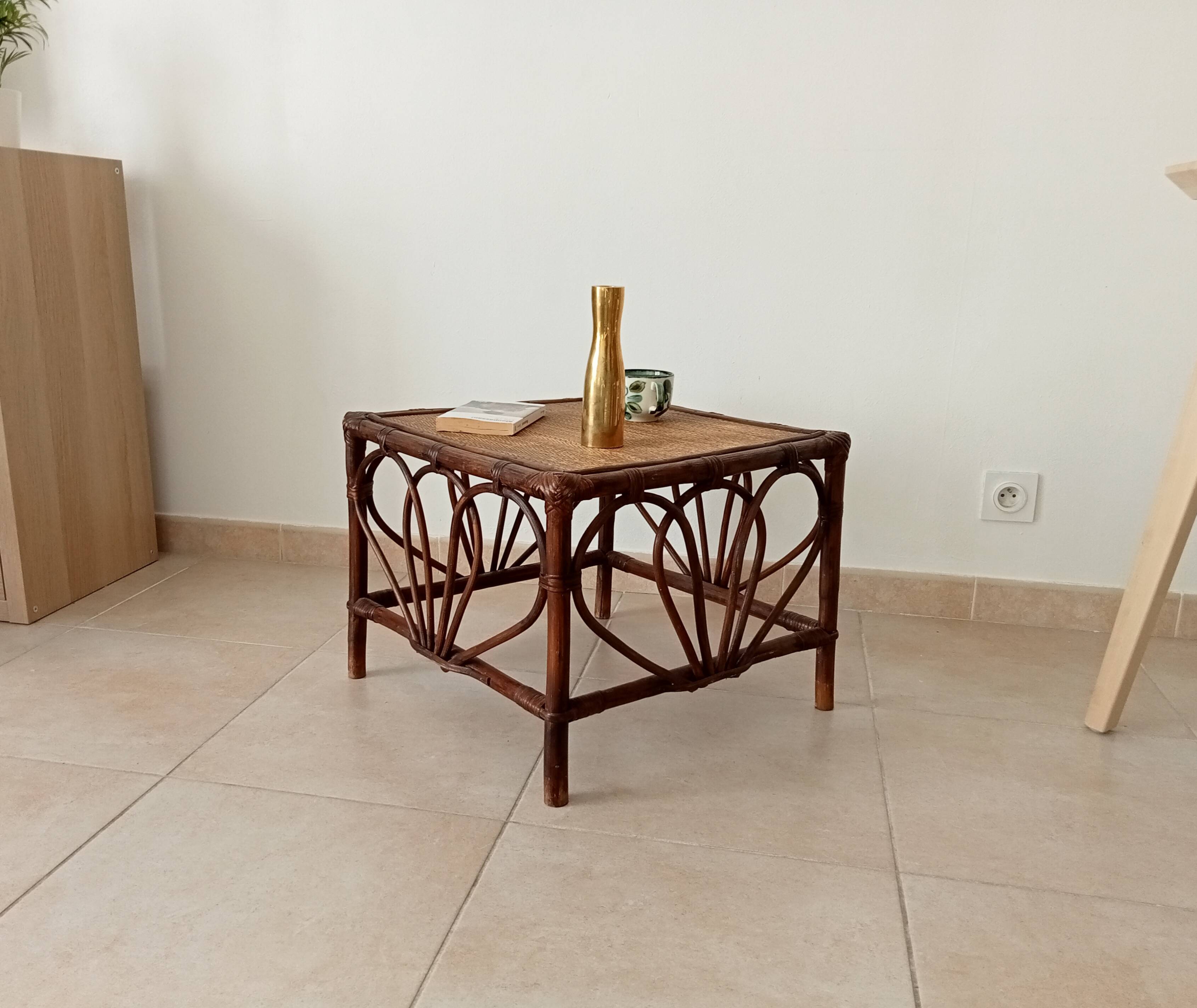 Vintage rattan and bamboo coffee table, 51*51 cm