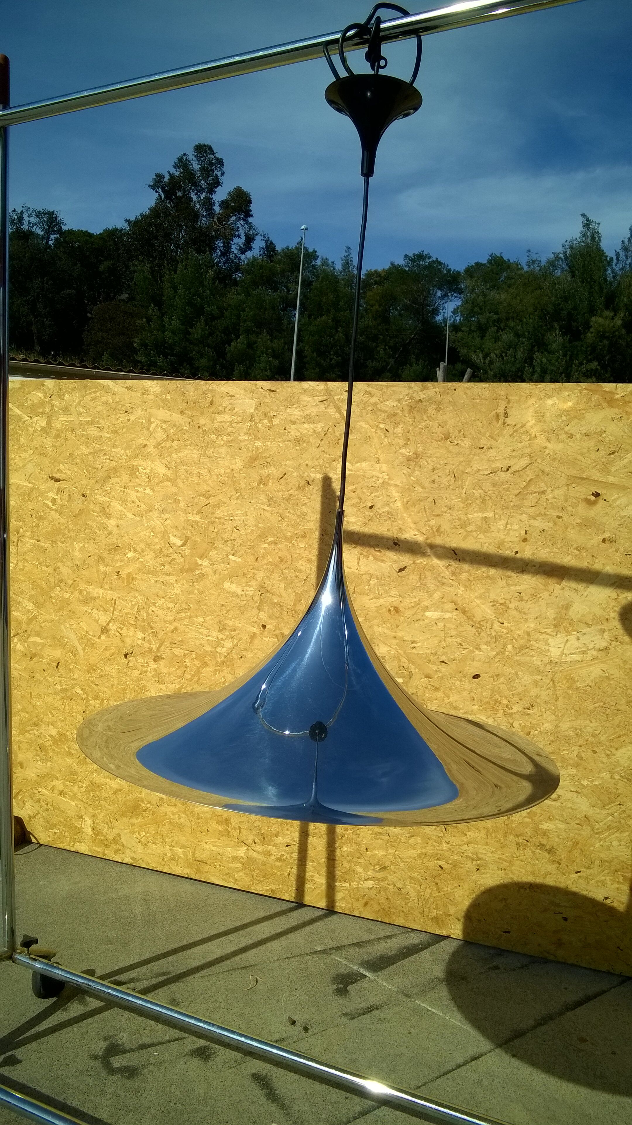 "Semi" suspension by Torsten-Thorup