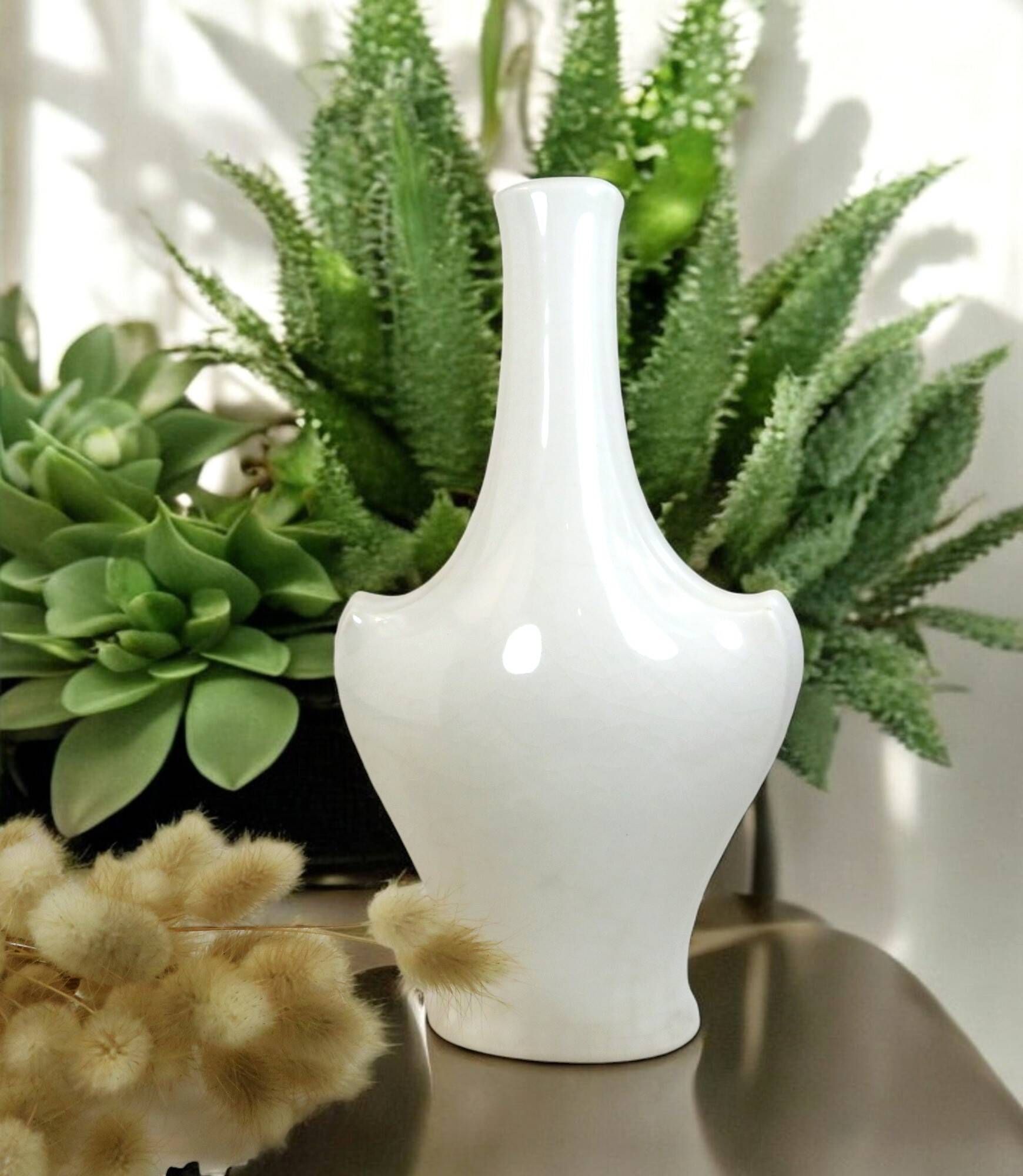 Rare! Vase from the Royal Manufacture of Sèvres dated 1912.