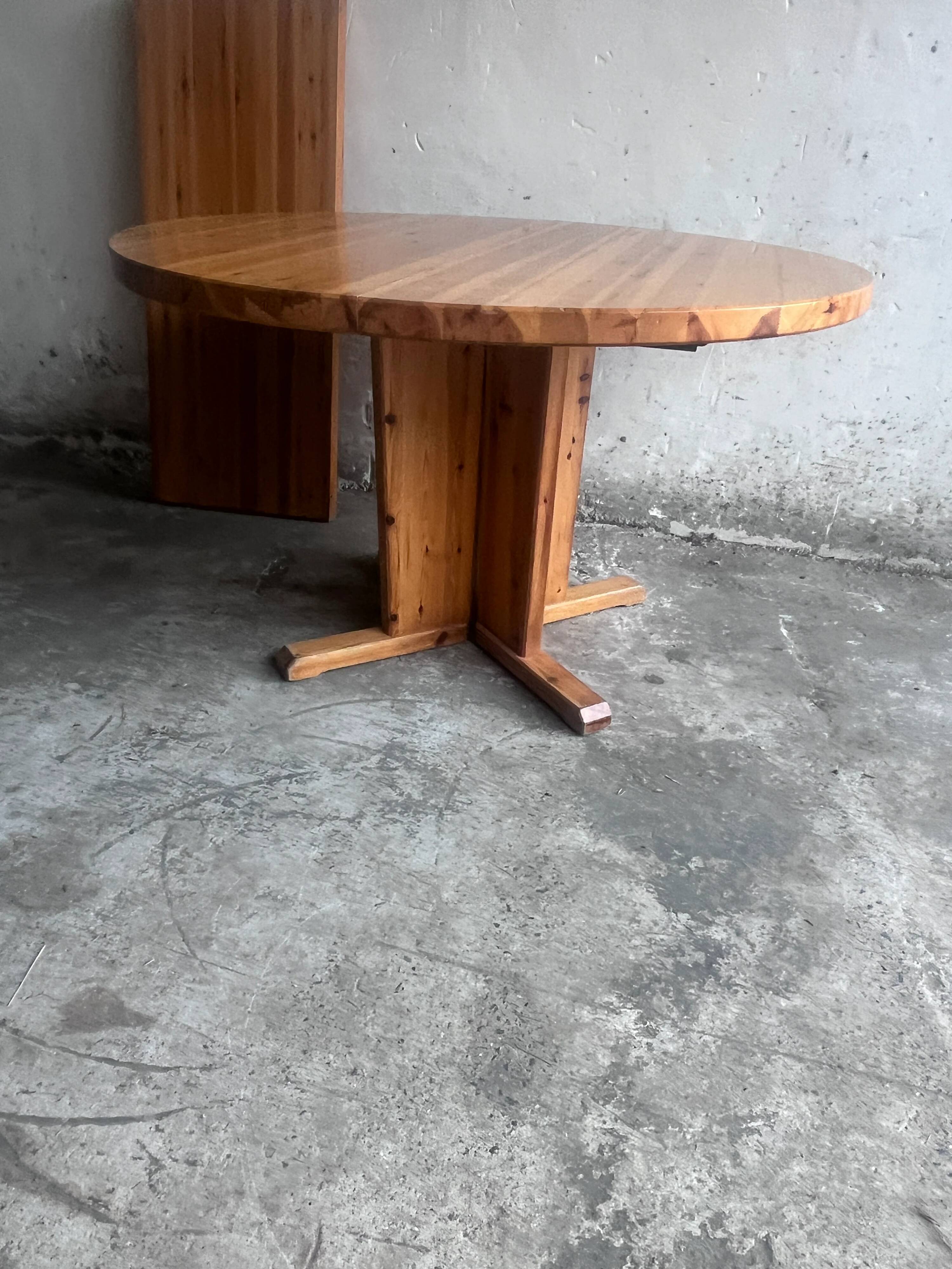 Table à manger extensible en pin massif, Scandinavie, années 1970