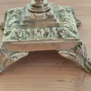 four-light candelabrum in chiselled brass from the 19th century