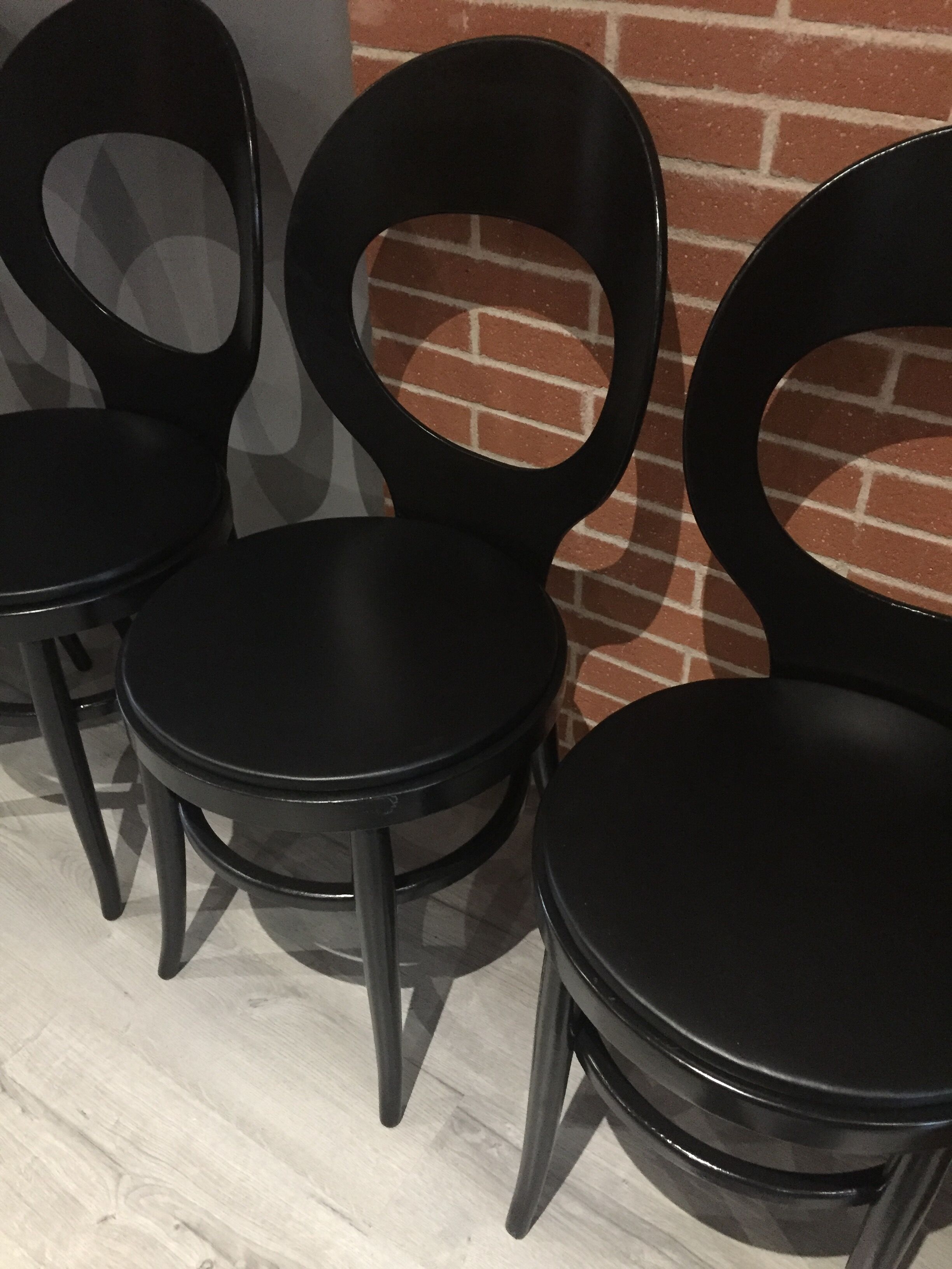 Suite of 4 Baumann chairs, model "seagull"