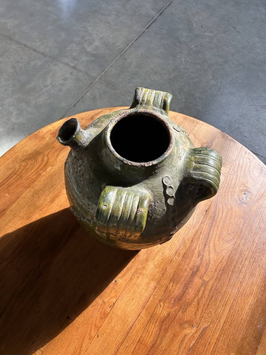Glazed earthenware oil jug, Beauronne