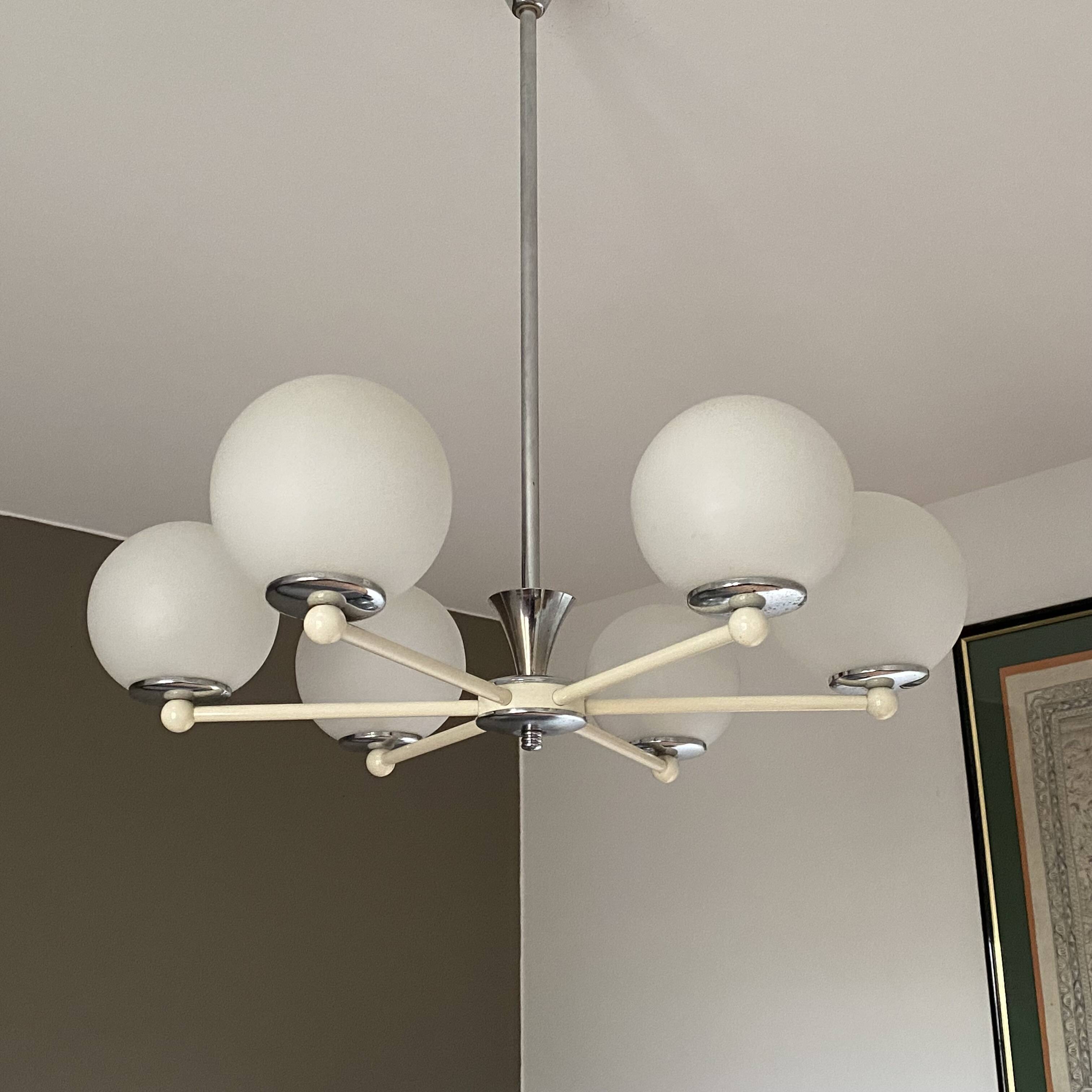 Lustre spoutnik. 1970. 6 globes. space age.