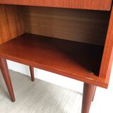 Bedside feet compass