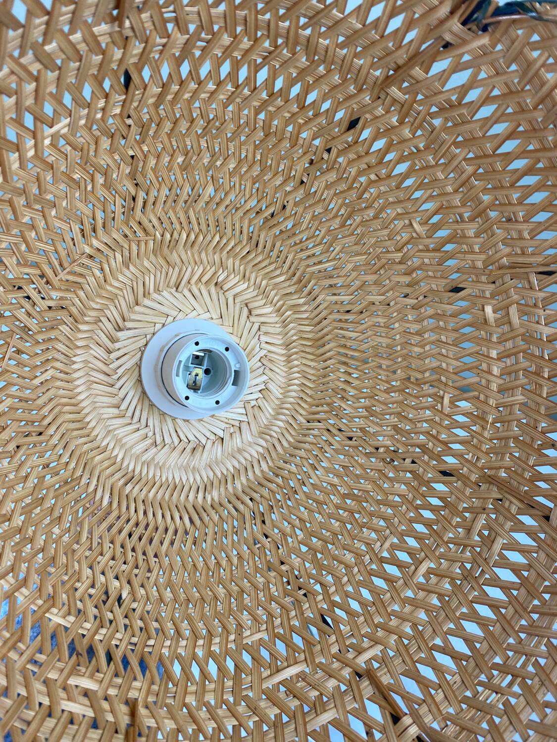 Suspension tulipe tressée