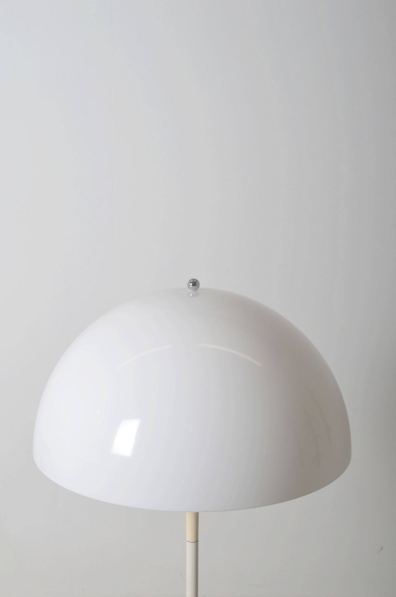 Panthella floor lamp designed by Verner Panton for Louis Poulsen, 1970s