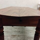 Drop-leaf table