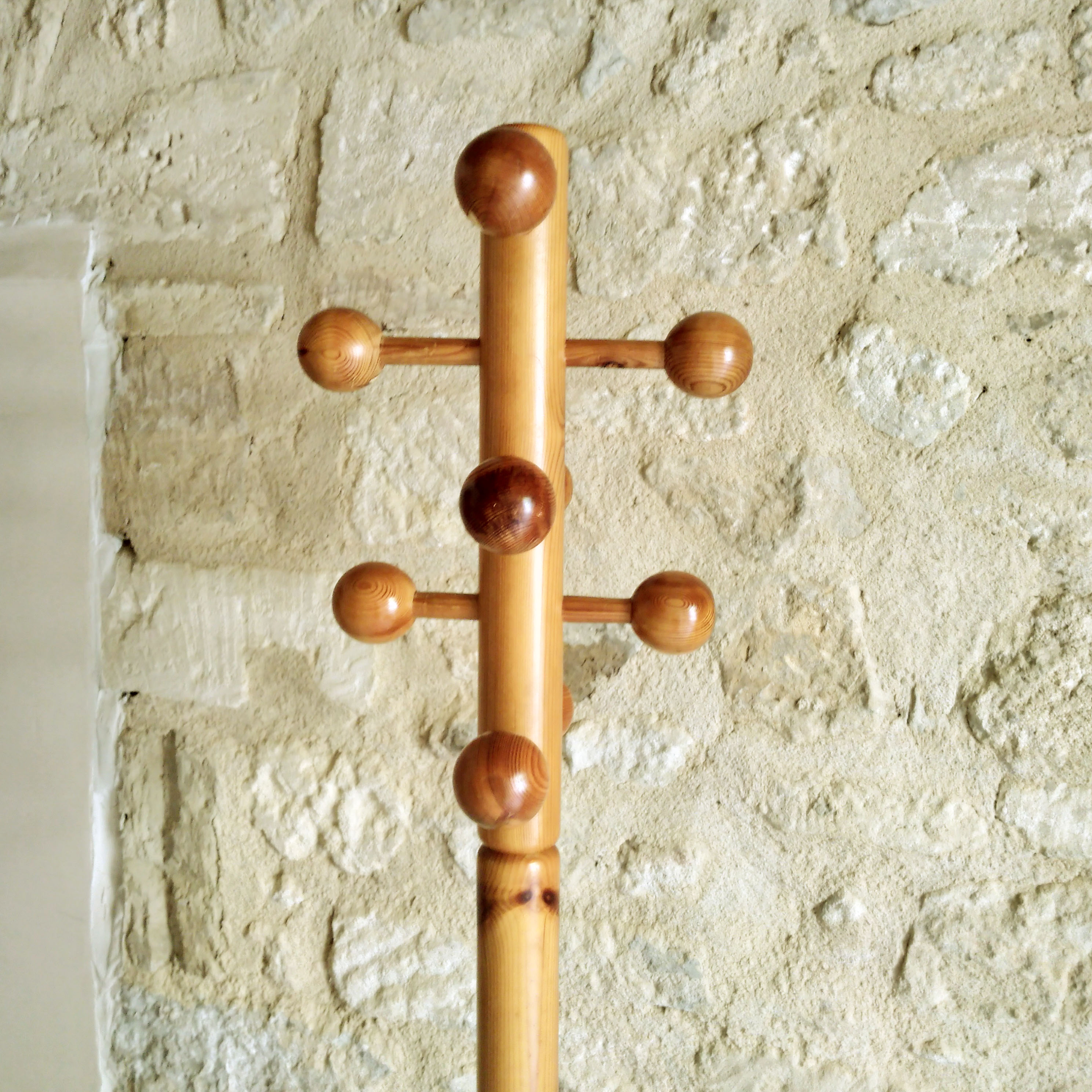 Wooden standing coat holder 1970