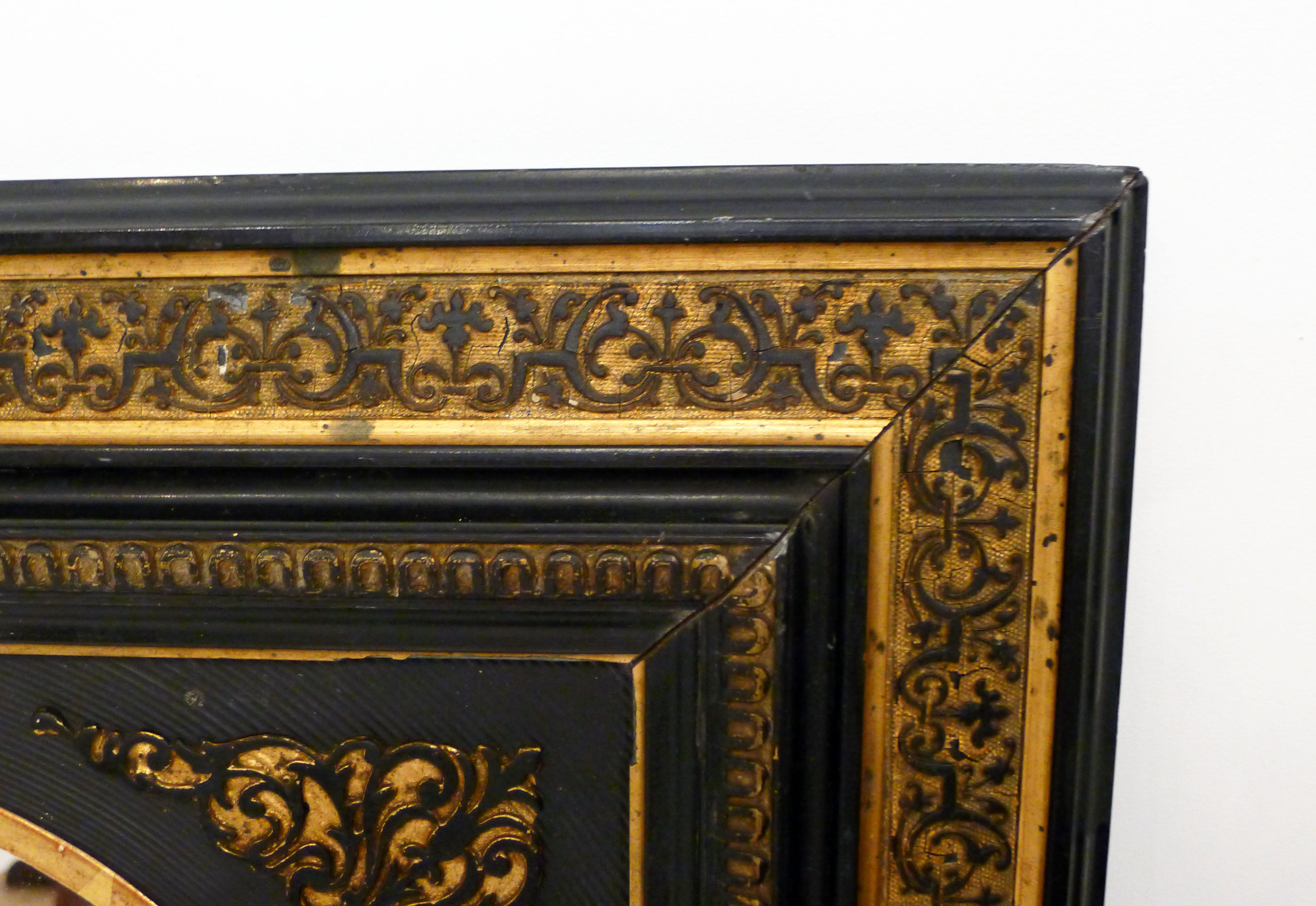 Napoleon III black oval mirror - 69x59cm