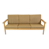 3-Person Sofa Model GE265/3 Made In Oak By Hans J. Wegner For Getama From 1960s