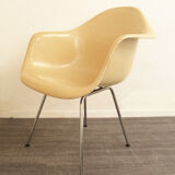 Eames Dax chair Vitra