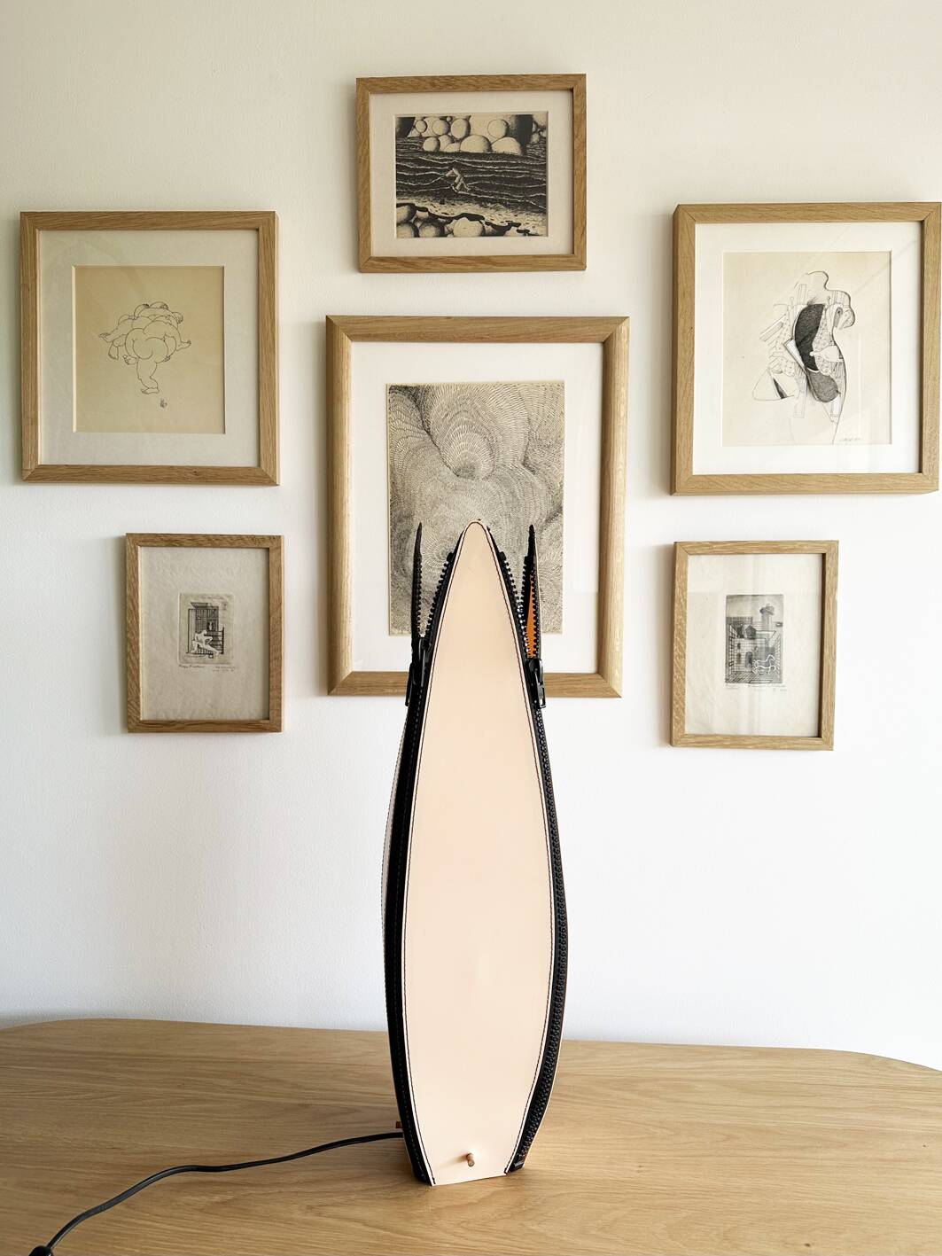 Large vintage PopArt zipped lamp. Italy, 1980s.