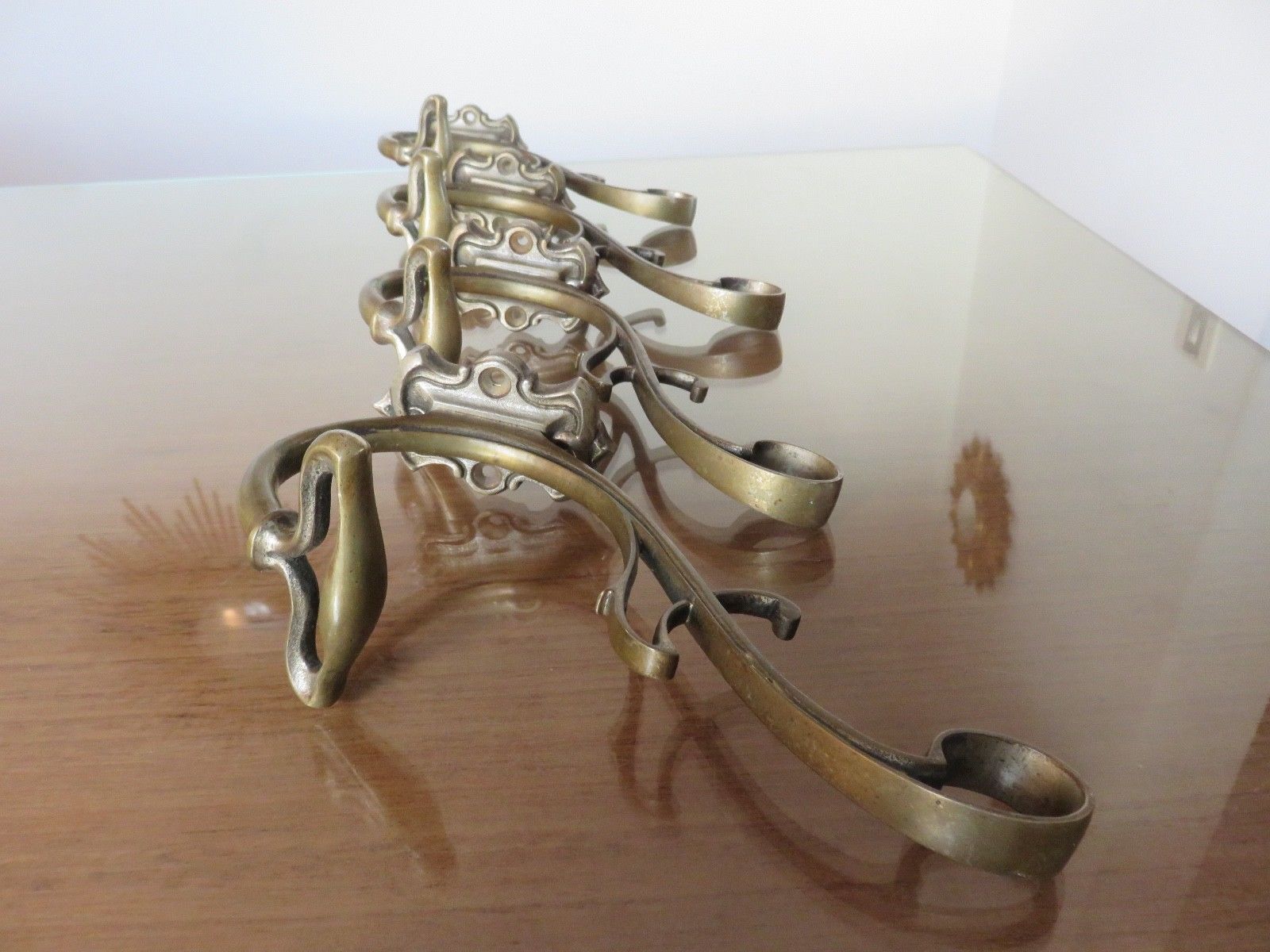 4 hooks Art Nouveau bronze