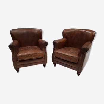 Paire de fauteuils club type "Parisien"