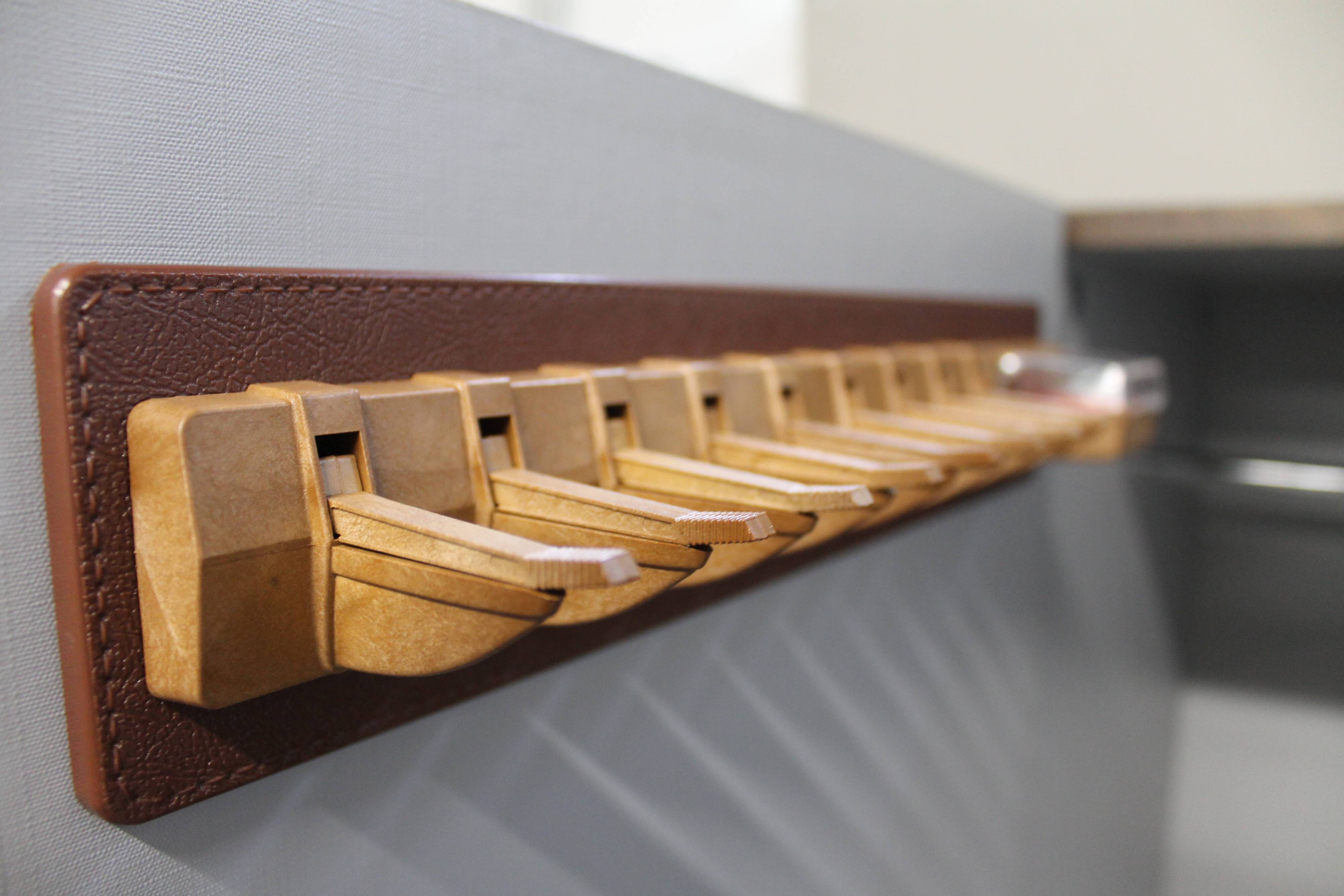 Wardrobe "1215a" by Pierre Guariche for Meurop