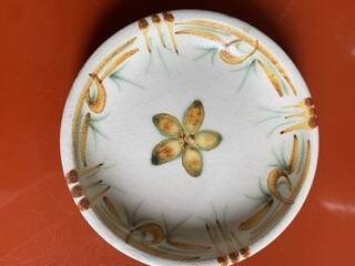 Set of two Keraluc cups and saucers (Quimper)