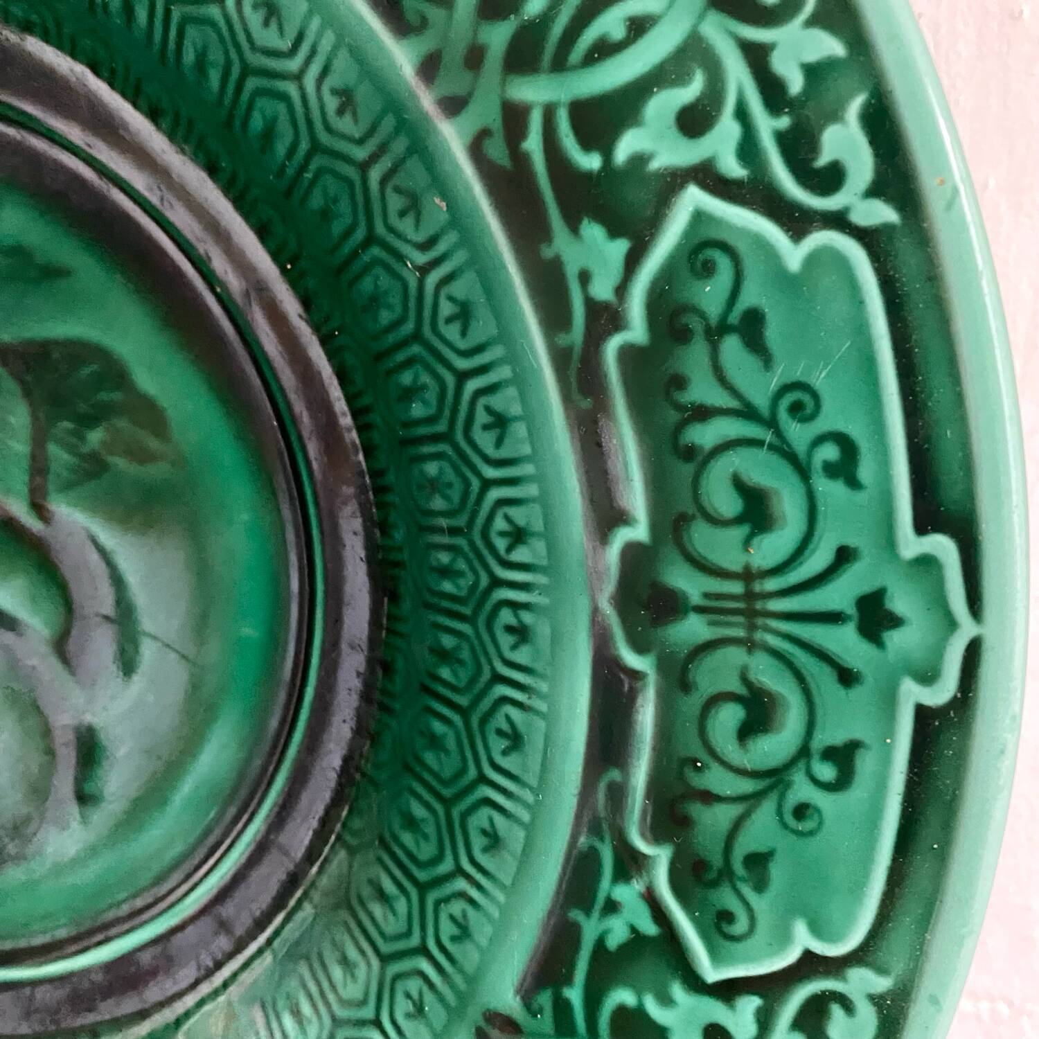 Barbotine dish for wall decoration