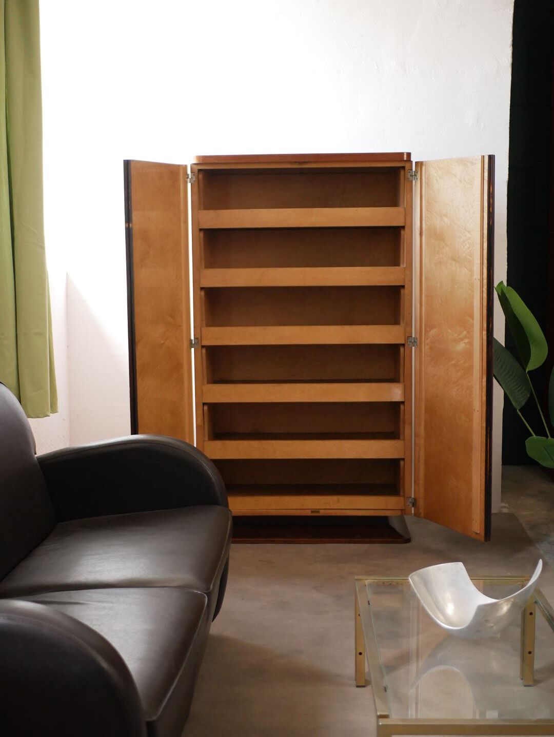 Art deco shoe cabinet