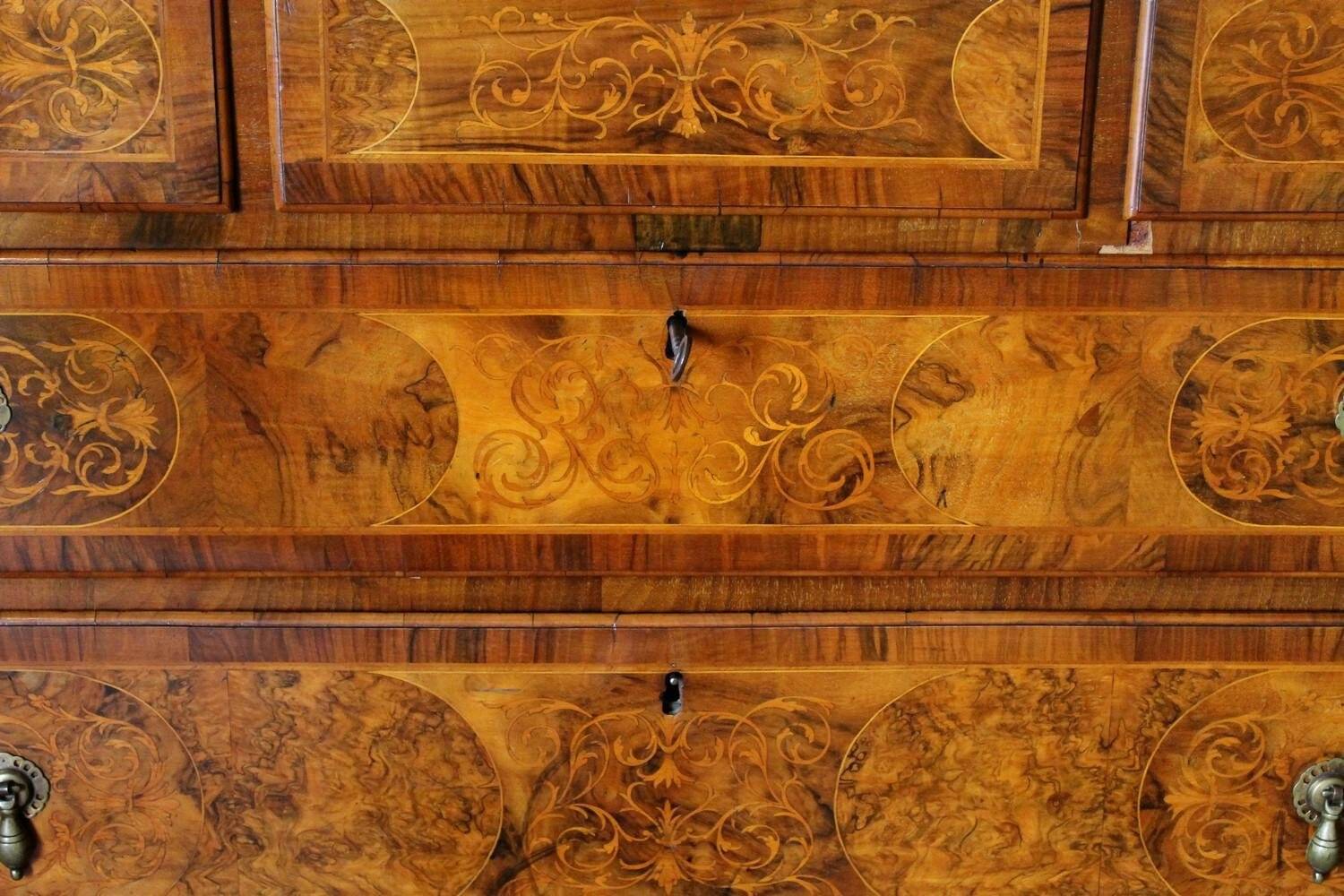 George II Burl Walnut and Marquetry Hightboard, 1890s