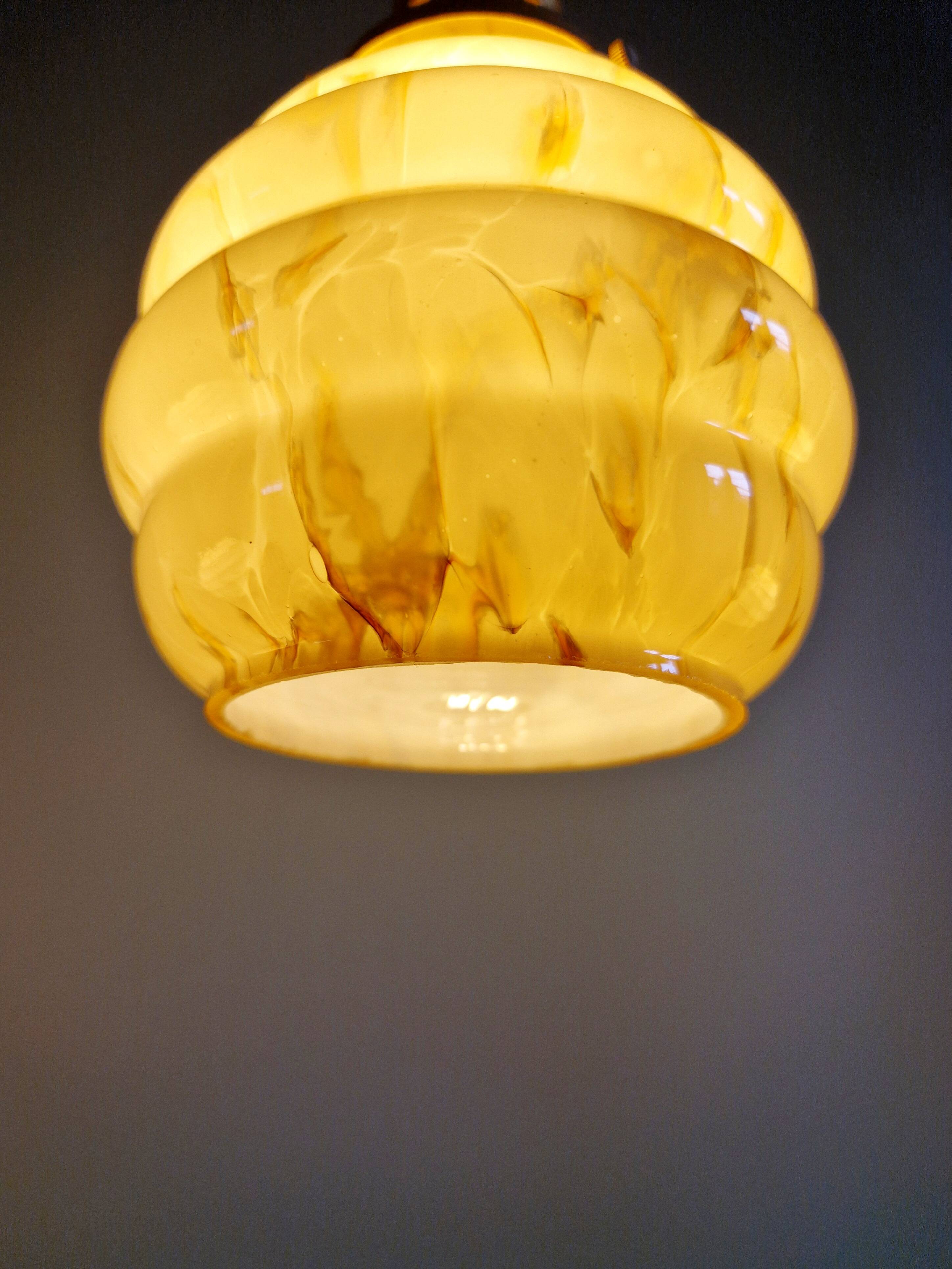 Art Deco suspension in marbled opaline with ouraline (4 available)
