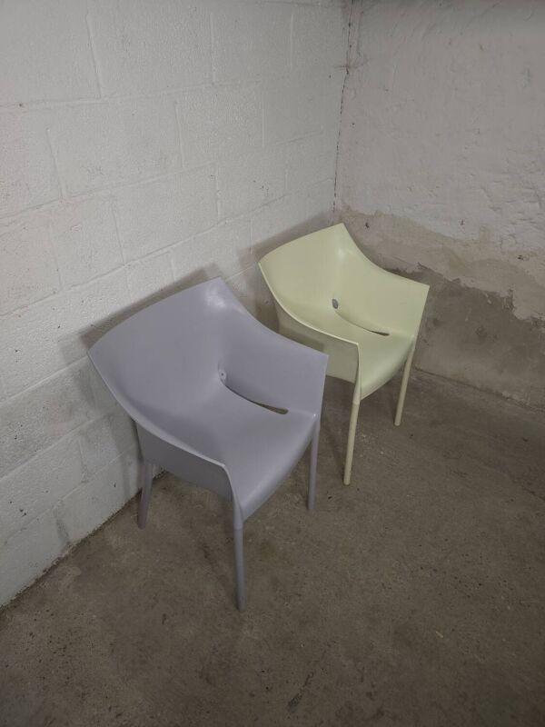 Paire de chaises petits fauteuil Kartell Dr. No Philippe Stark