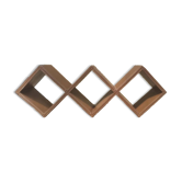 Shelf to place or wall